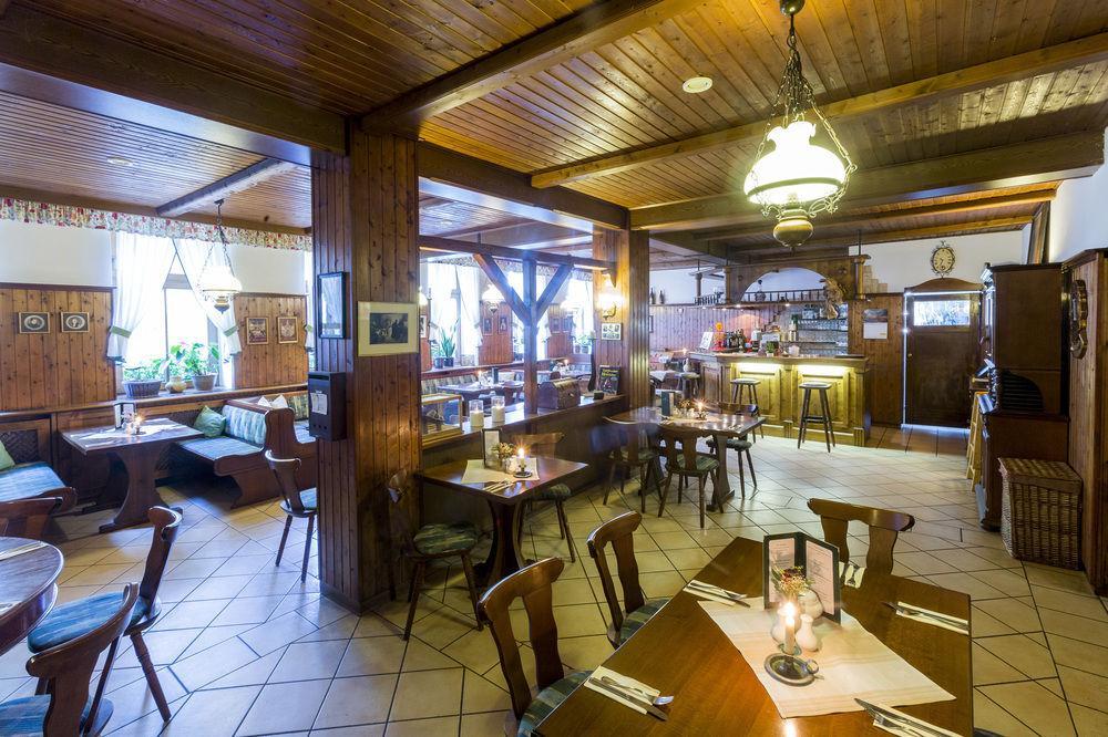 Gaestehaus Kloster Nimbschen กริมมา ภายนอก รูปภาพ