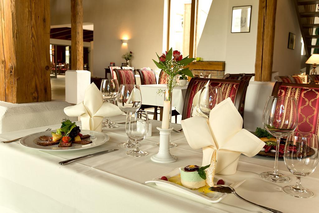 Gaestehaus Kloster Nimbschen กริมมา ภายนอก รูปภาพ