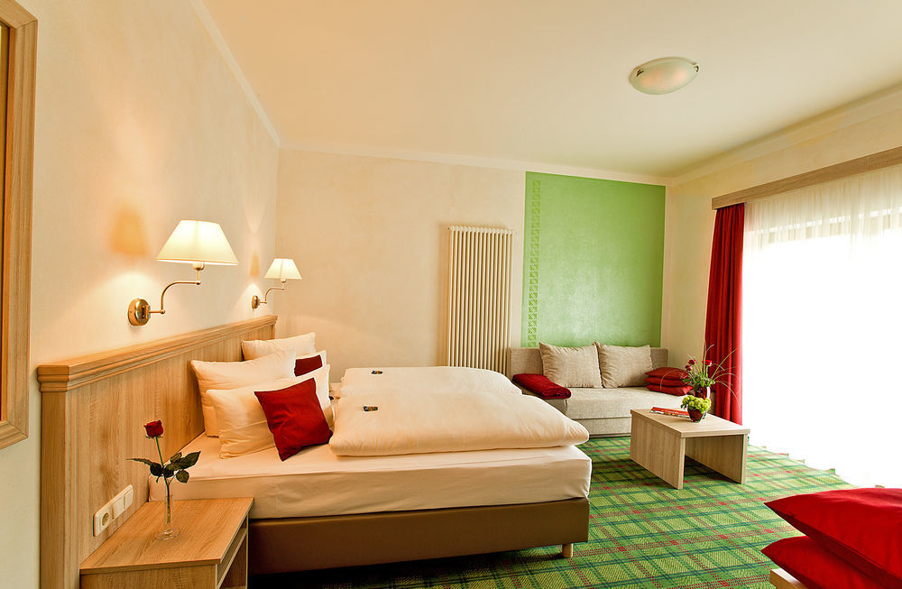 Gaestehaus Kloster Nimbschen กริมมา ภายนอก รูปภาพ