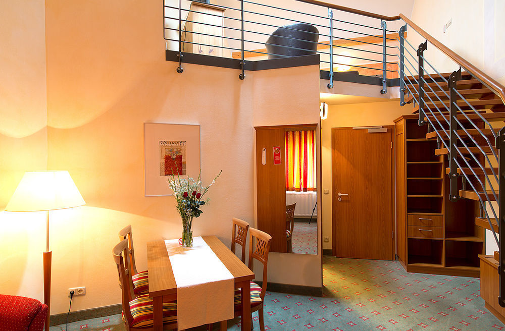 Gaestehaus Kloster Nimbschen กริมมา ภายนอก รูปภาพ