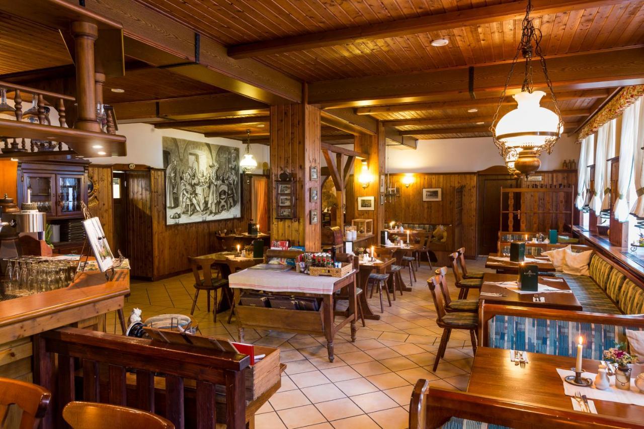 Gaestehaus Kloster Nimbschen กริมมา ภายนอก รูปภาพ