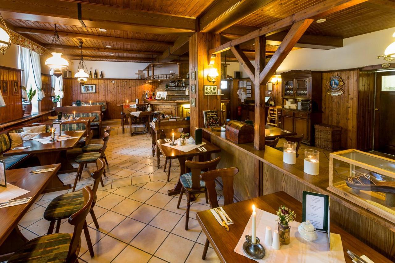Gaestehaus Kloster Nimbschen กริมมา ภายนอก รูปภาพ