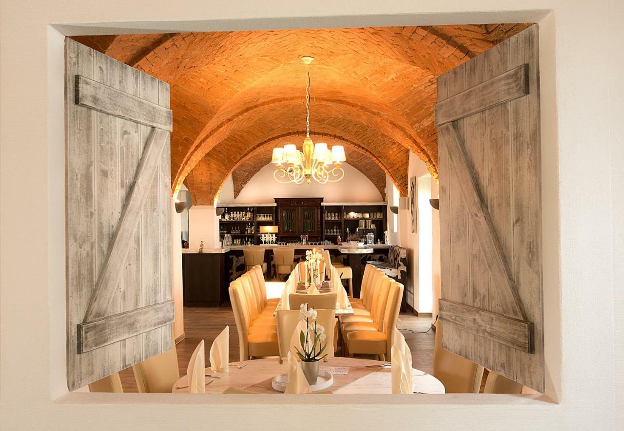 Gaestehaus Kloster Nimbschen กริมมา ภายนอก รูปภาพ