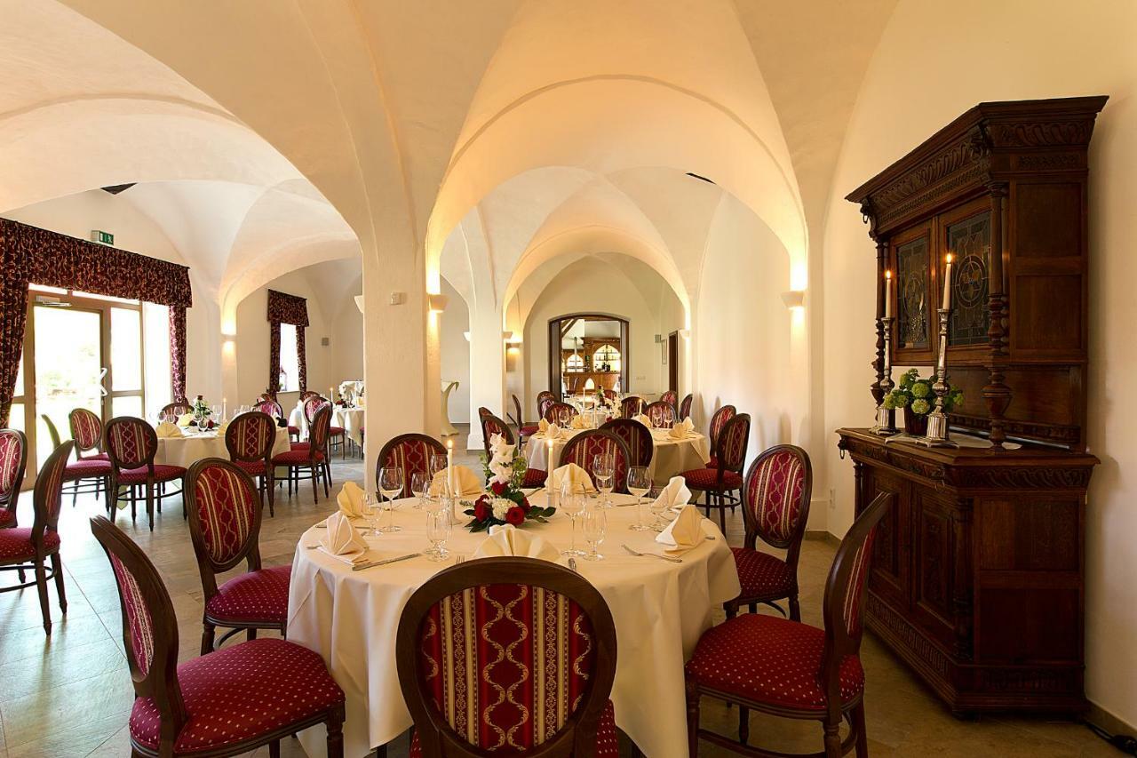 Gaestehaus Kloster Nimbschen กริมมา ภายนอก รูปภาพ